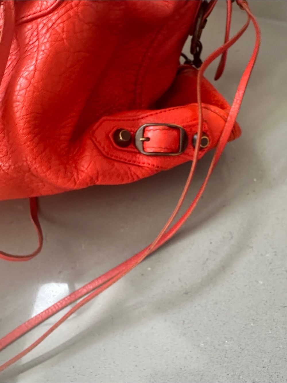 Balenciaga Large reddish orange Leather Shoulder Bag with Braided Handle - Picture 2 of 7